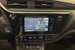 Sininen Toyota Auris 2016 kuva 16.