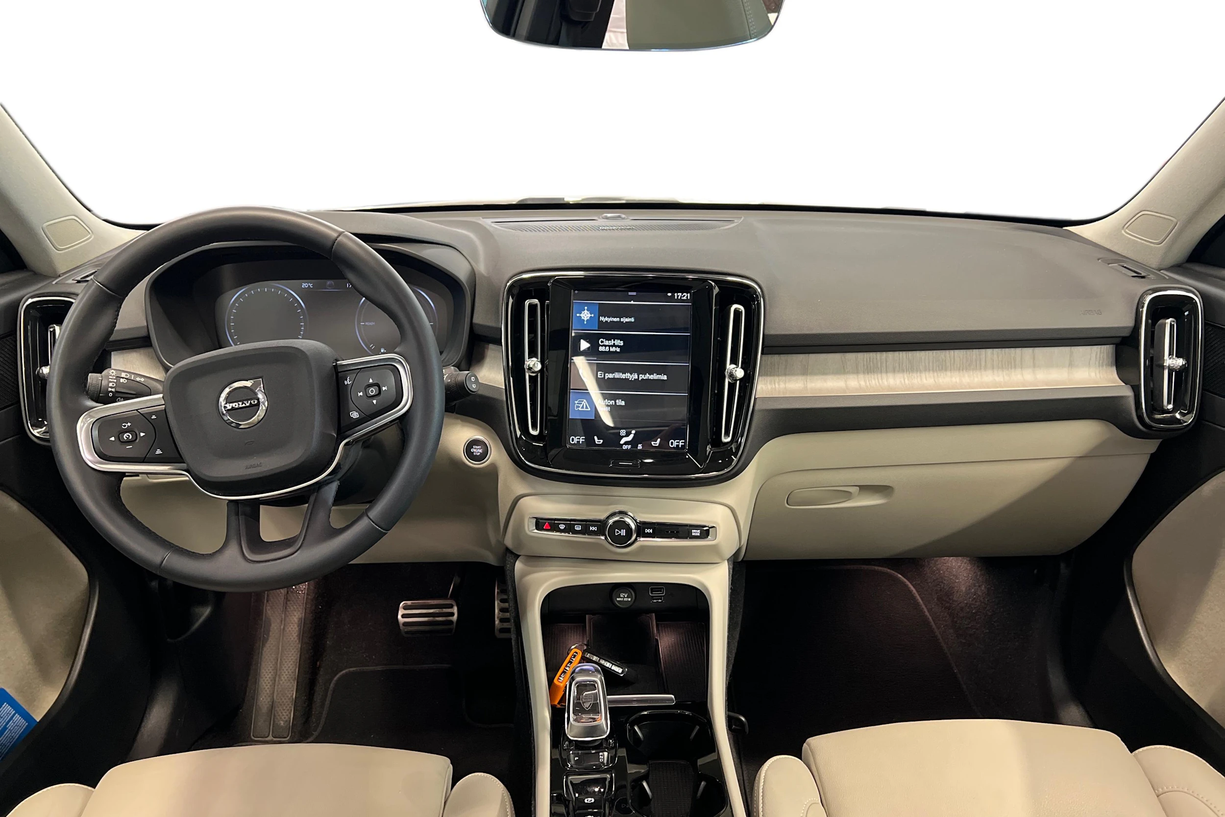 valkoinen Toyota Auris 2016 kuva 7.