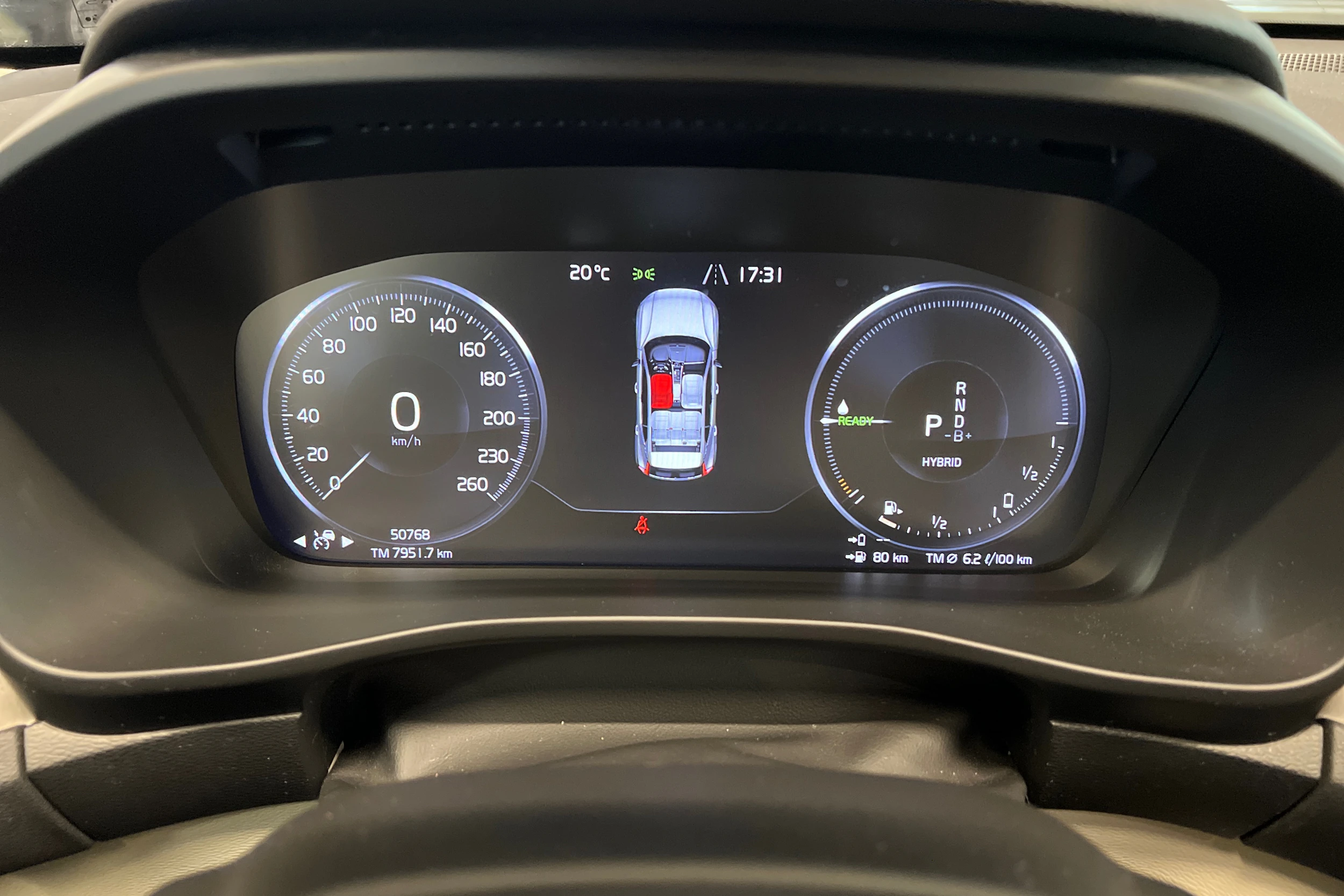 valkoinen Toyota Auris 2016 kuva 20.