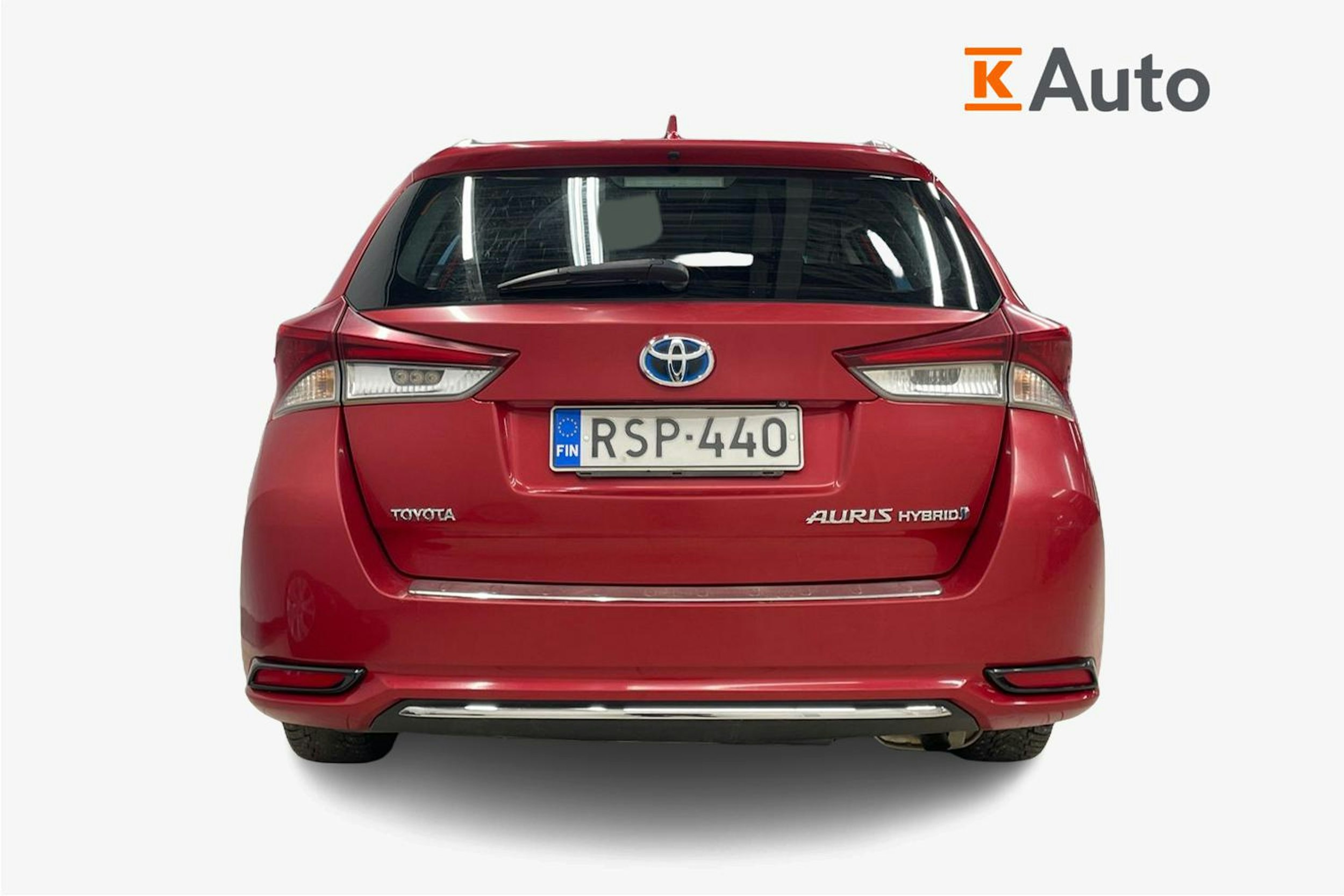 punainen Toyota Auris 2016 kuva 3.