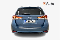 sininen Toyota Auris 2016 kuva 3.