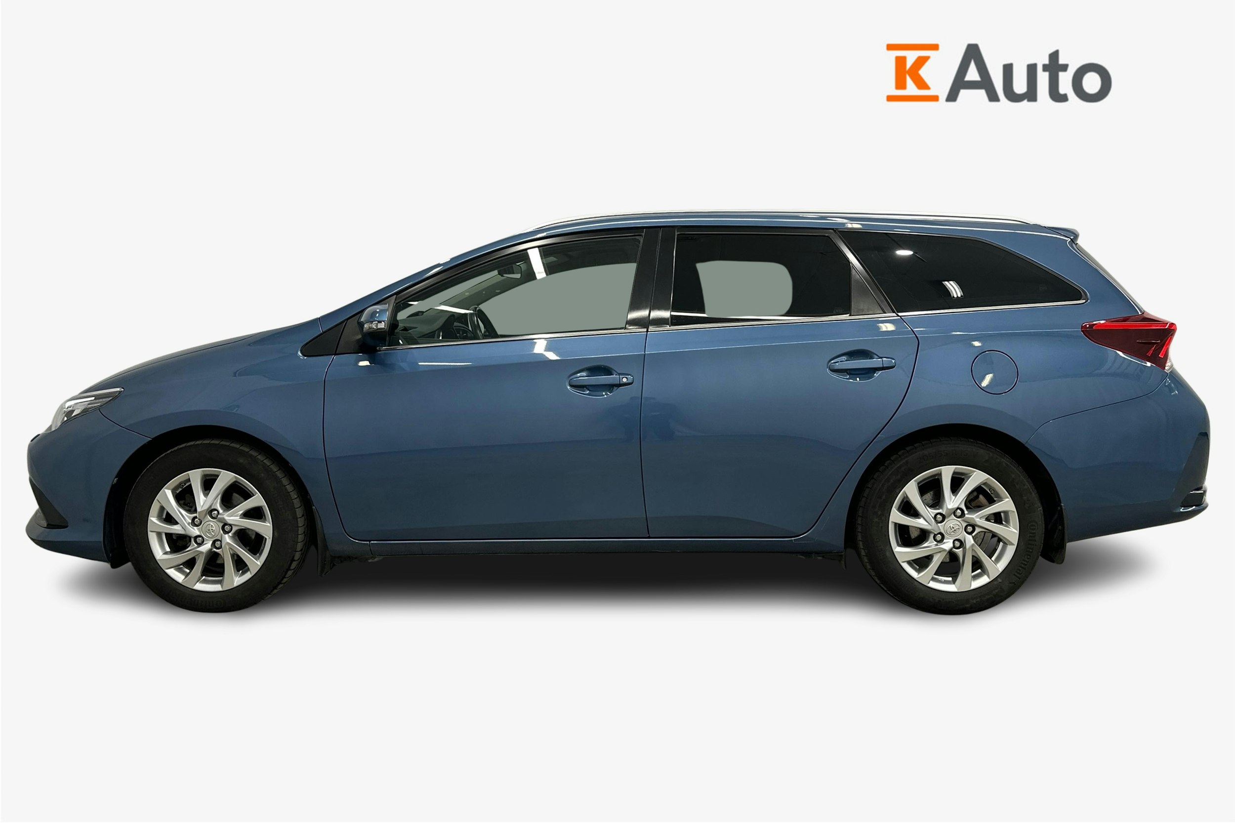 sininen Toyota Auris 2016 kuva 6.