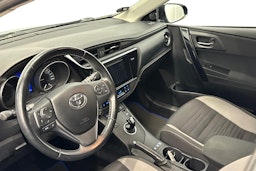 sininen Toyota Auris 2016 kuva 7.