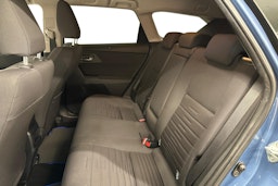 sininen Toyota Auris 2016 kuva 11.