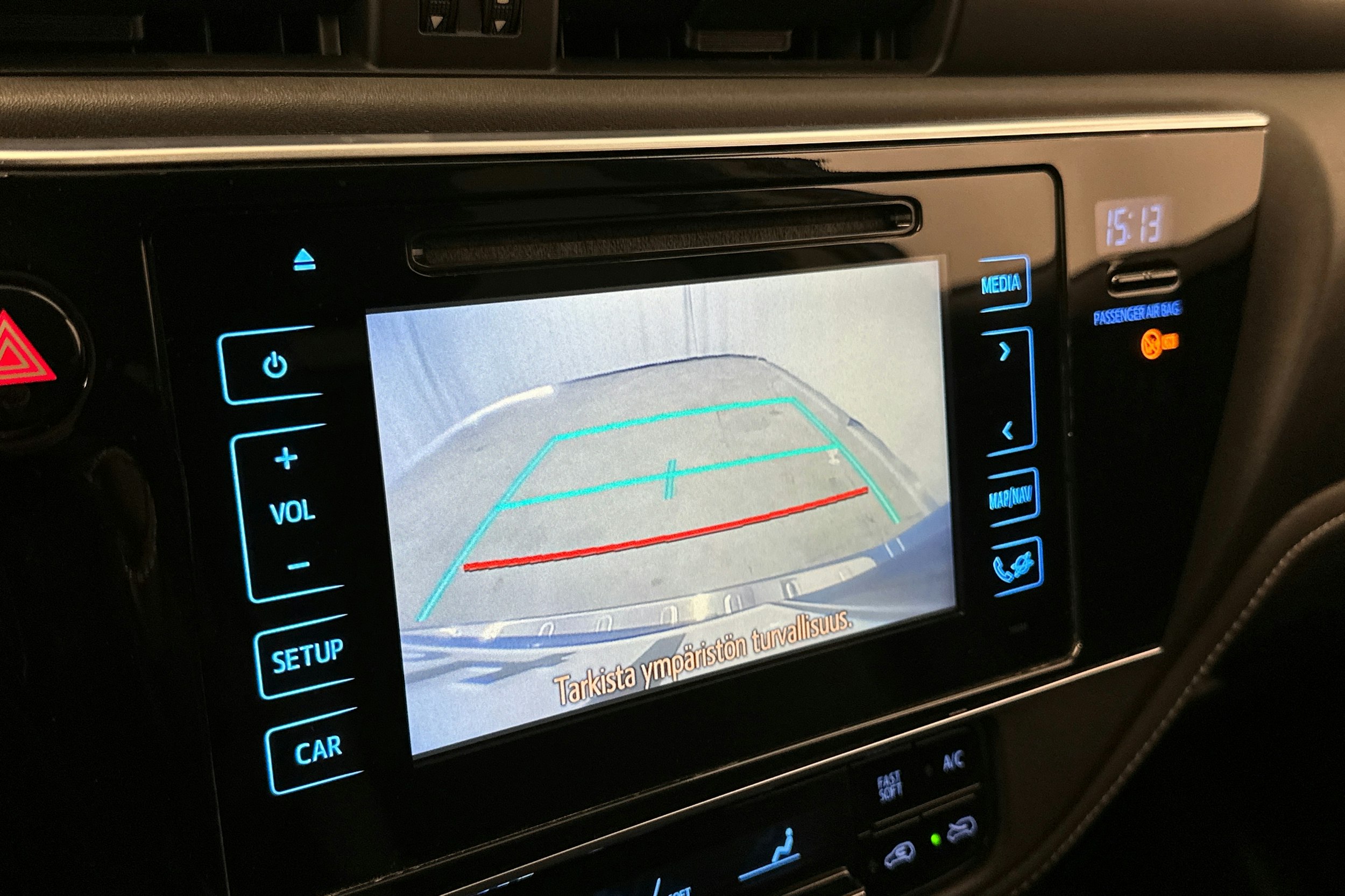 sininen Toyota Auris 2016 kuva 24.