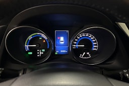 valkoinen Toyota Auris 2016 kuva 15.