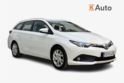 valkoinen Toyota Auris 2017 kuva 1.
