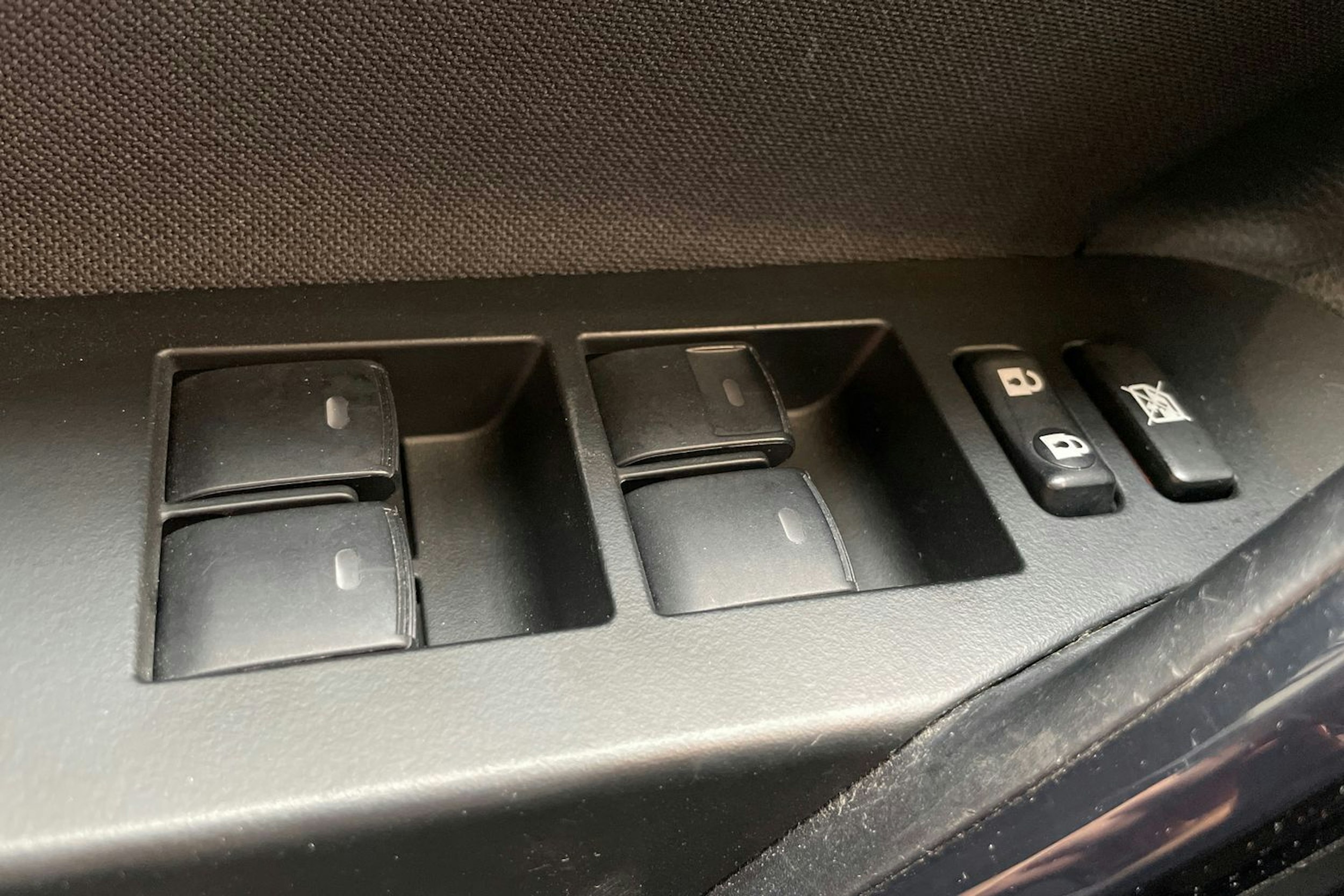 valkoinen Toyota Auris 2017 kuva 19.