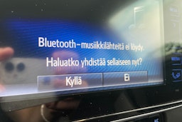 valkoinen Toyota Auris 2017 kuva 22.