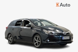 musta Toyota Auris 2017 kuva 1.