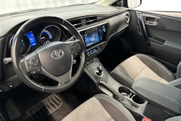 musta Toyota Auris 2017 kuva 6.