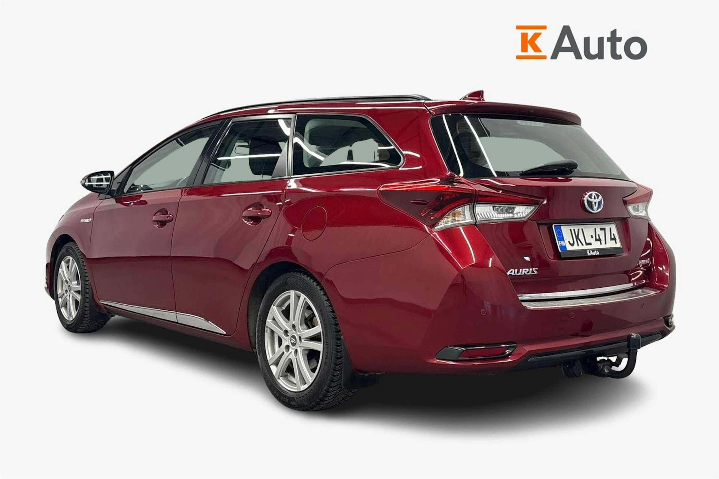 punainen Toyota Auris 2017 kuva 2.