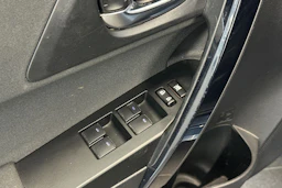 sininen Toyota Auris 2017 kuva 14.