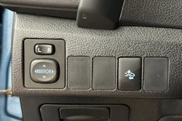 sininen Toyota Auris 2017 kuva 15.