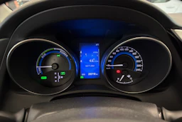 sininen Toyota Auris 2017 kuva 18.