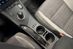 sininen Toyota Auris 2017 kuva 20.