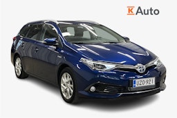 sininen Toyota Auris 2017 kuva 1.