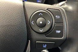 sininen Toyota Auris 2017 kuva 15.
