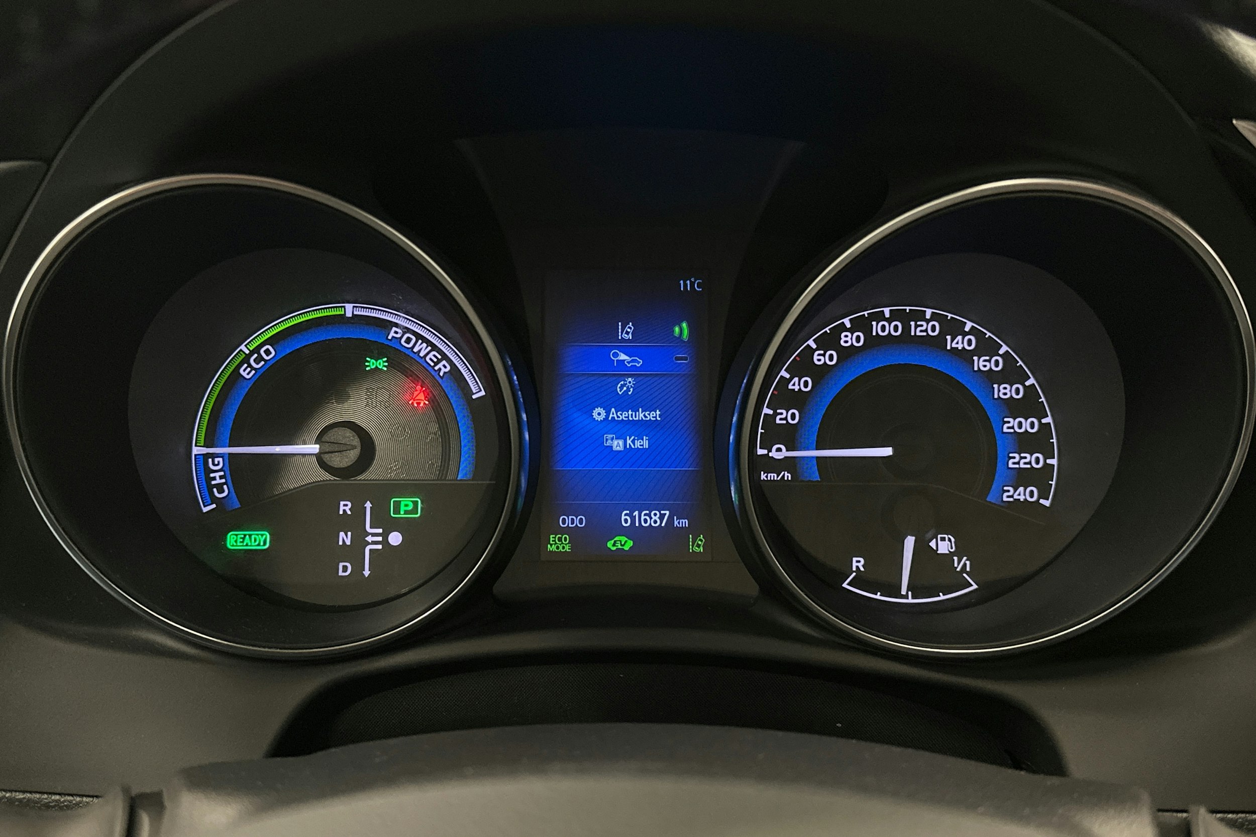 valkoinen Toyota Auris 2018 kuva 20.