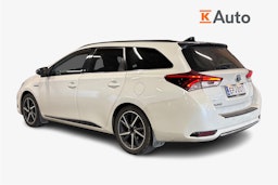 met. valkoinen Toyota Auris 2018 kuva 2.