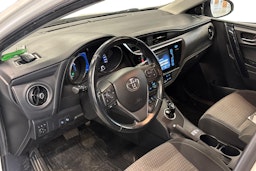 met. valkoinen Toyota Auris 2018 kuva 3.