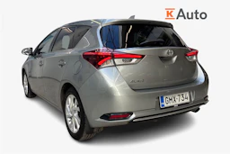 harmaa Toyota Auris 2018 kuva 2.