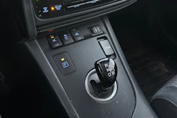 musta Toyota Auris 2018 kuva 5.