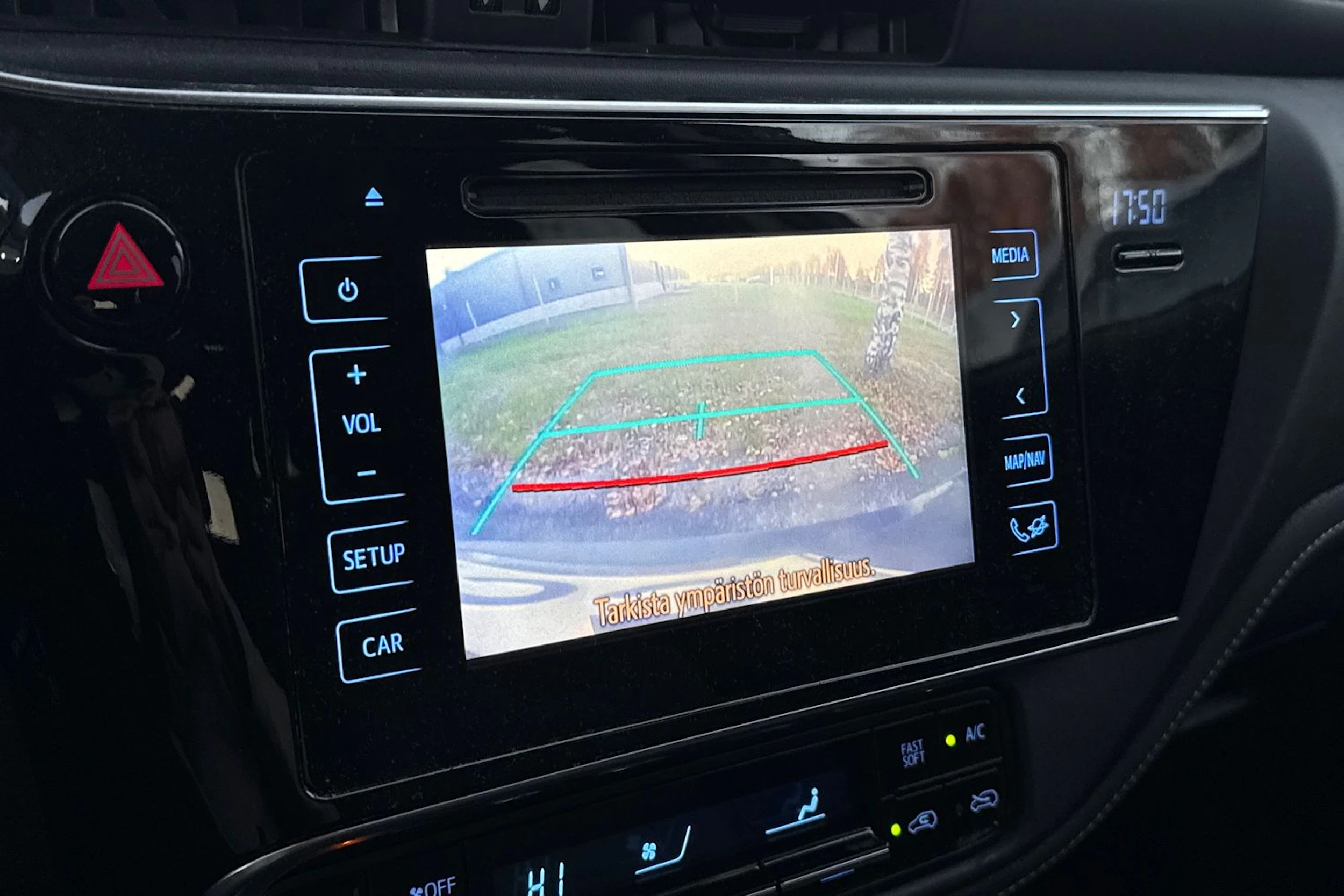 musta Toyota Auris 2018 kuva 7.