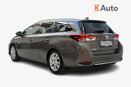 harmaa Toyota Auris 2018 kuva 2.
