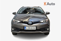 harmaa Toyota Auris 2018 kuva 5.