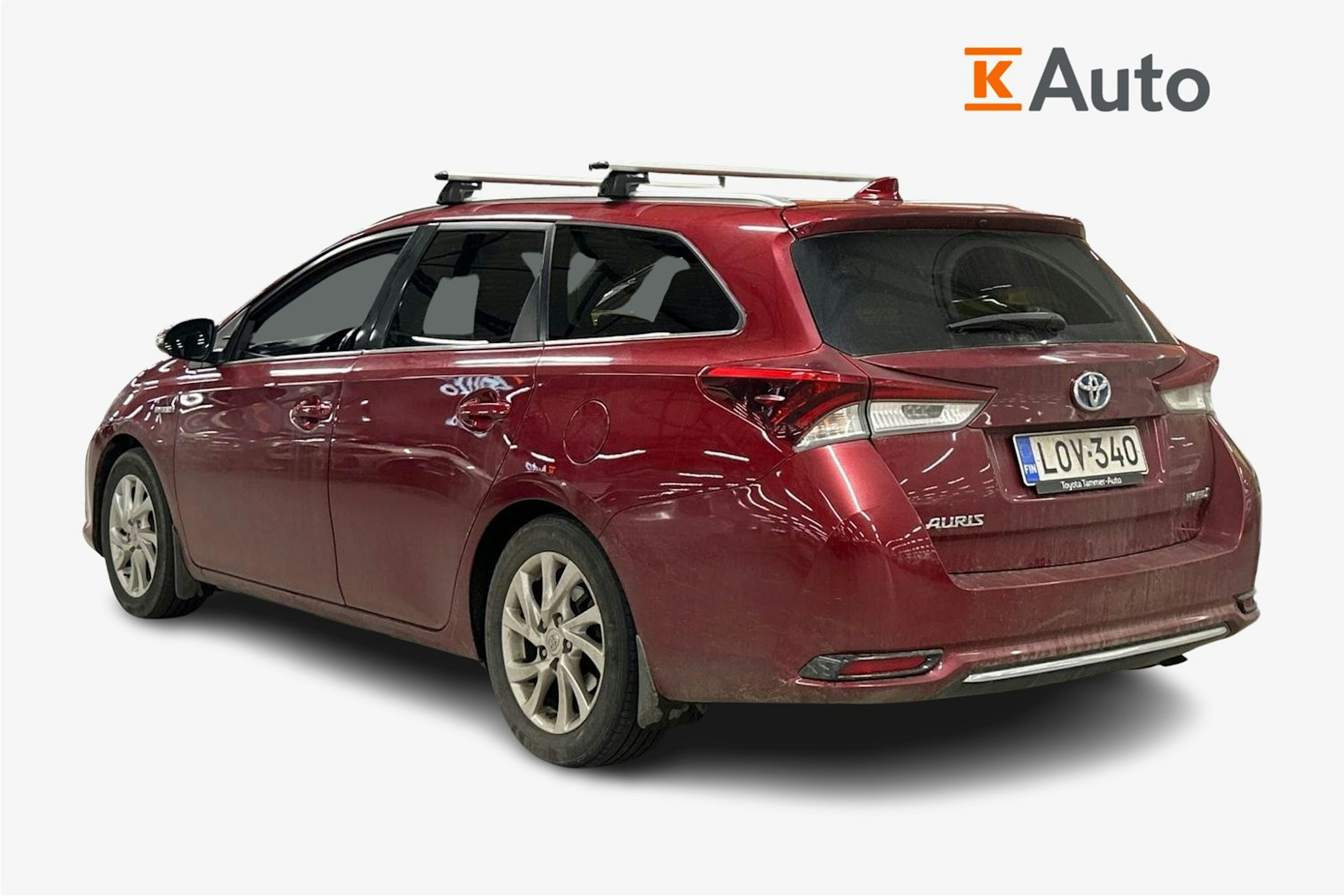 punainen Toyota Auris 2018 kuva 2.