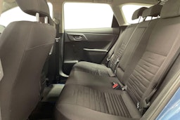 sininen Toyota Auris 2018 kuva 8.
