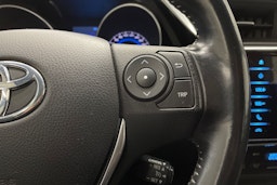 sininen Toyota Auris 2018 kuva 18.