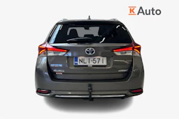 harmaa Toyota Auris 2018 kuva 4.