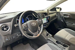 harmaa Toyota Auris 2018 kuva 8.