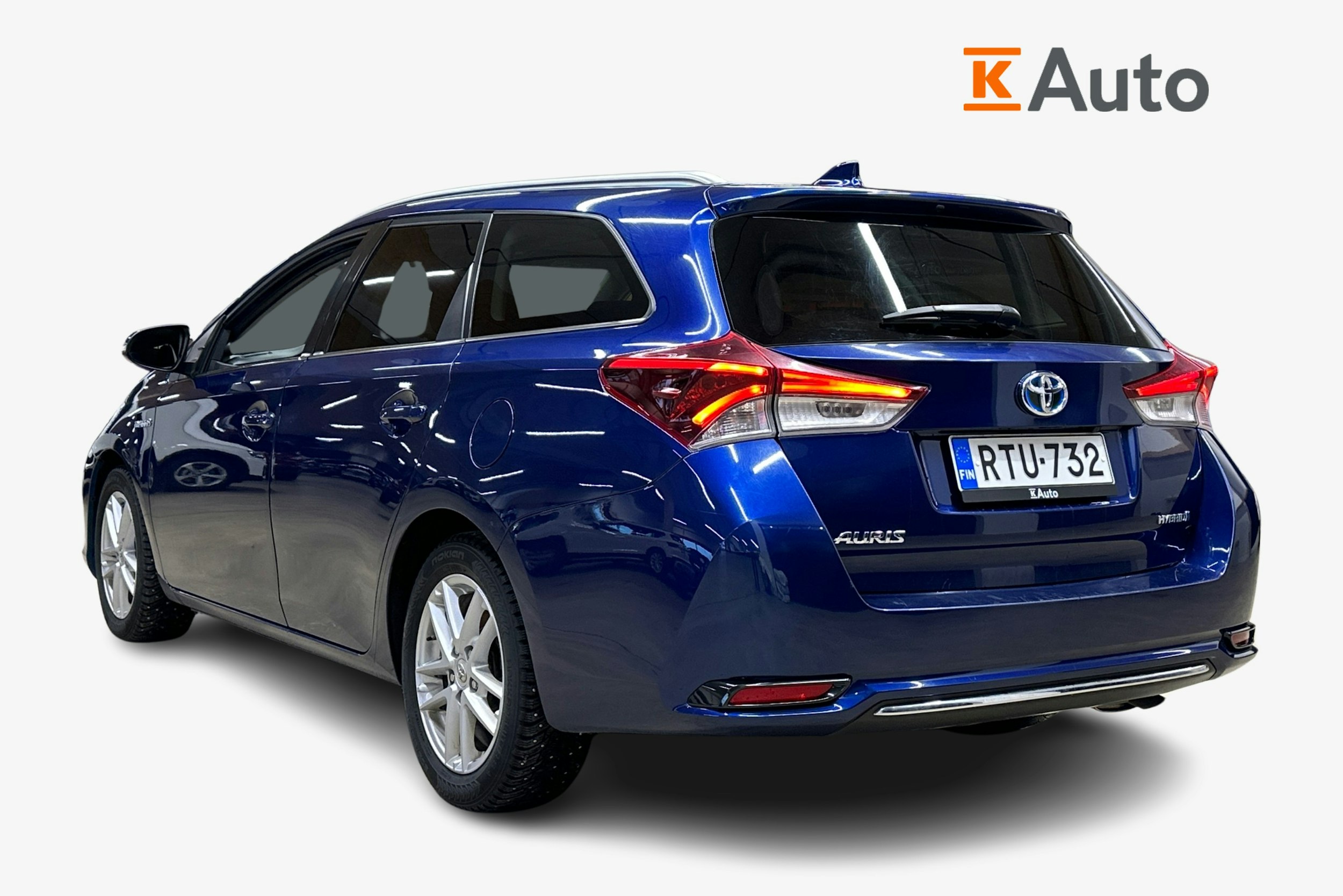 sininen Toyota Auris 2018 kuva 2.