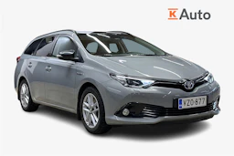harmaa Toyota Auris 2018 kuva 1.