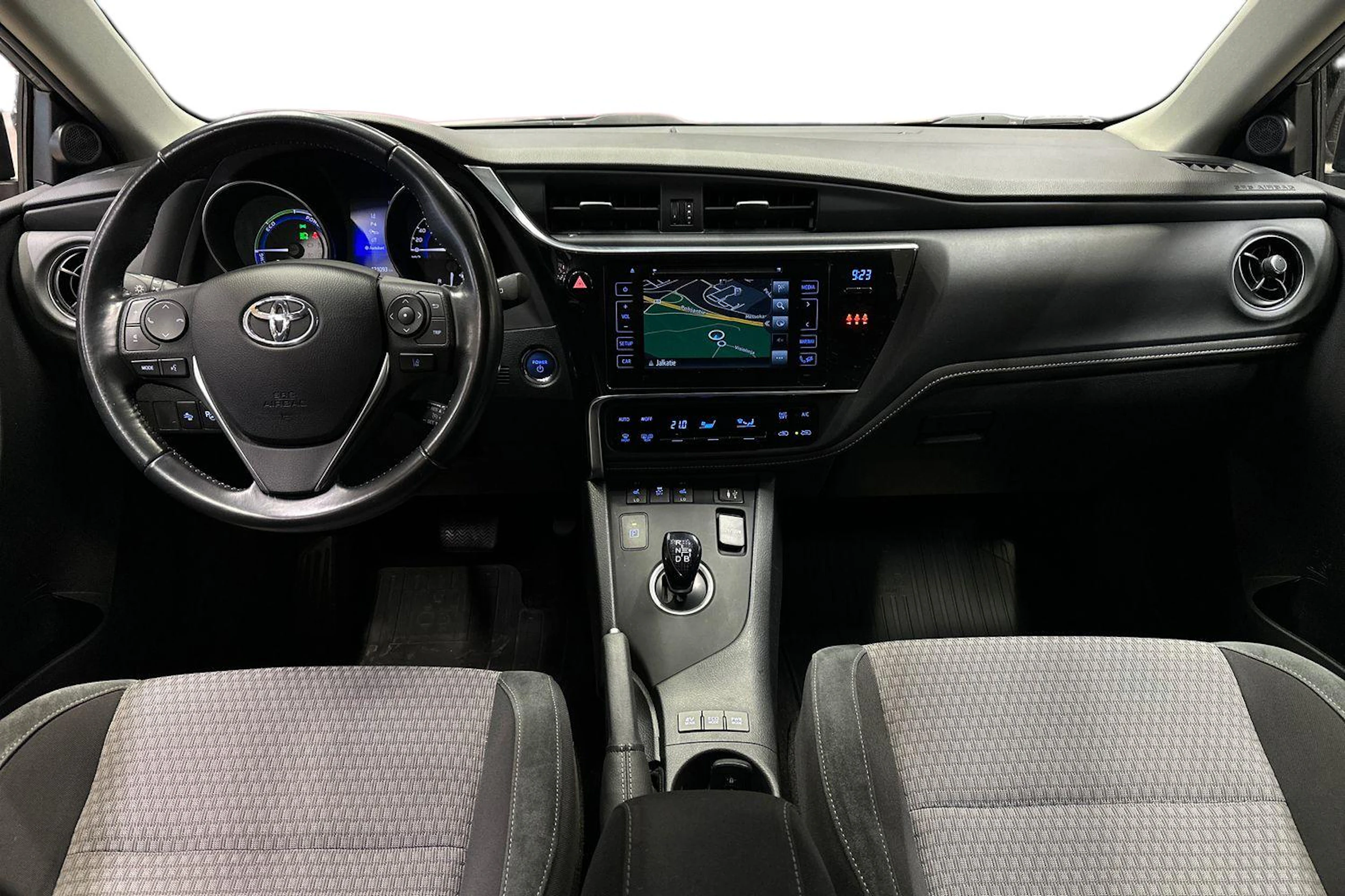 harmaa Toyota Auris 2018 kuva 7.