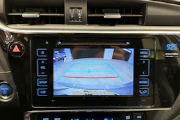 harmaa Toyota Auris 2018 kuva 14.