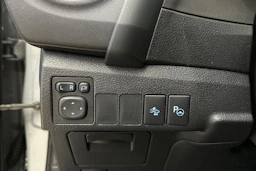 harmaa Toyota Auris 2018 kuva 24.