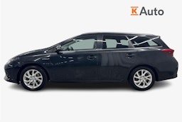 musta Toyota Auris 2018 kuva 5.