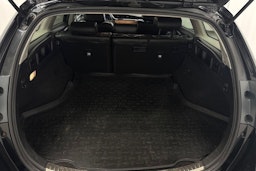 musta Toyota Auris 2018 kuva 27.