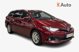 punainen Toyota Auris 2018 kuva 1.