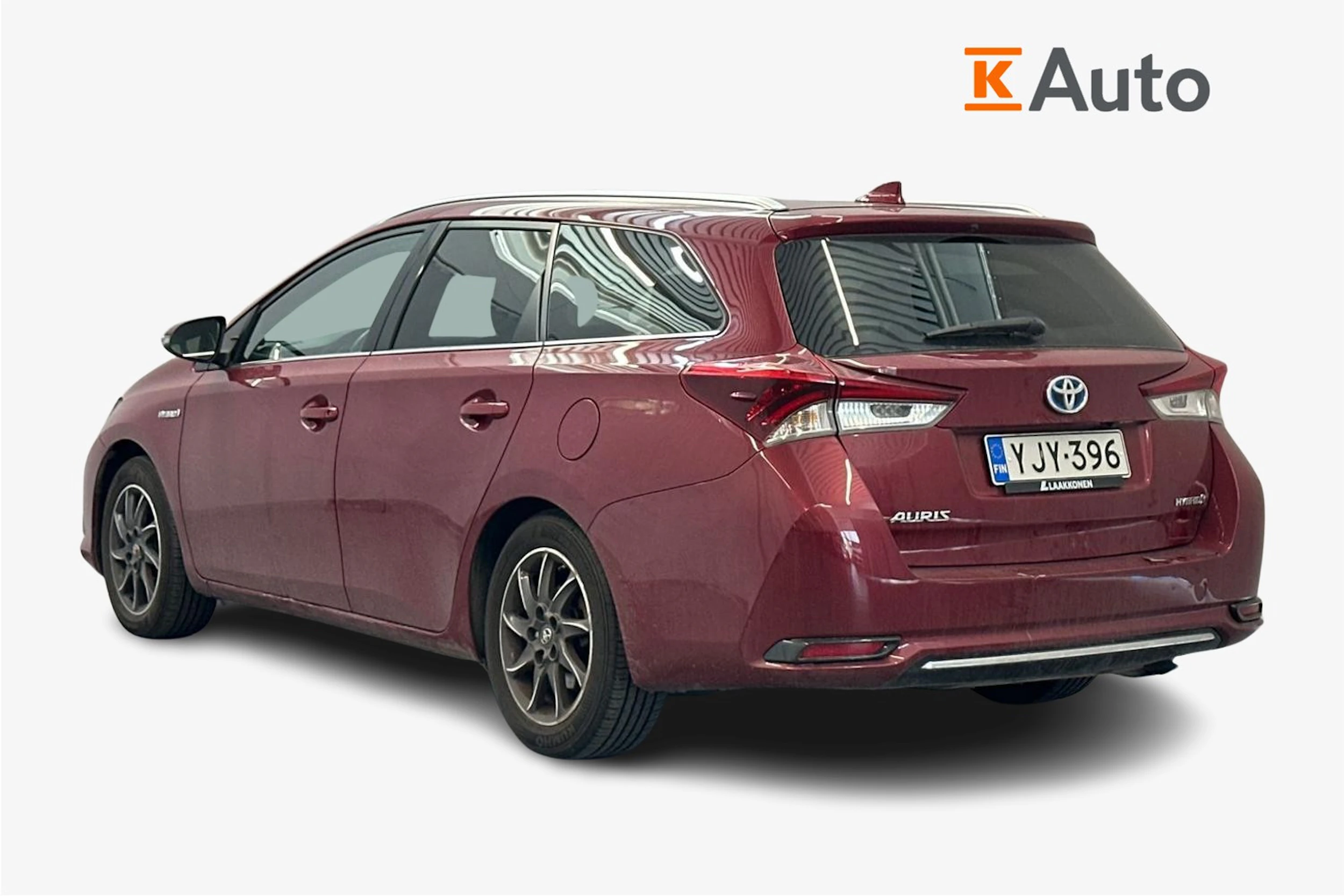 punainen Toyota Auris 2018 kuva 2.