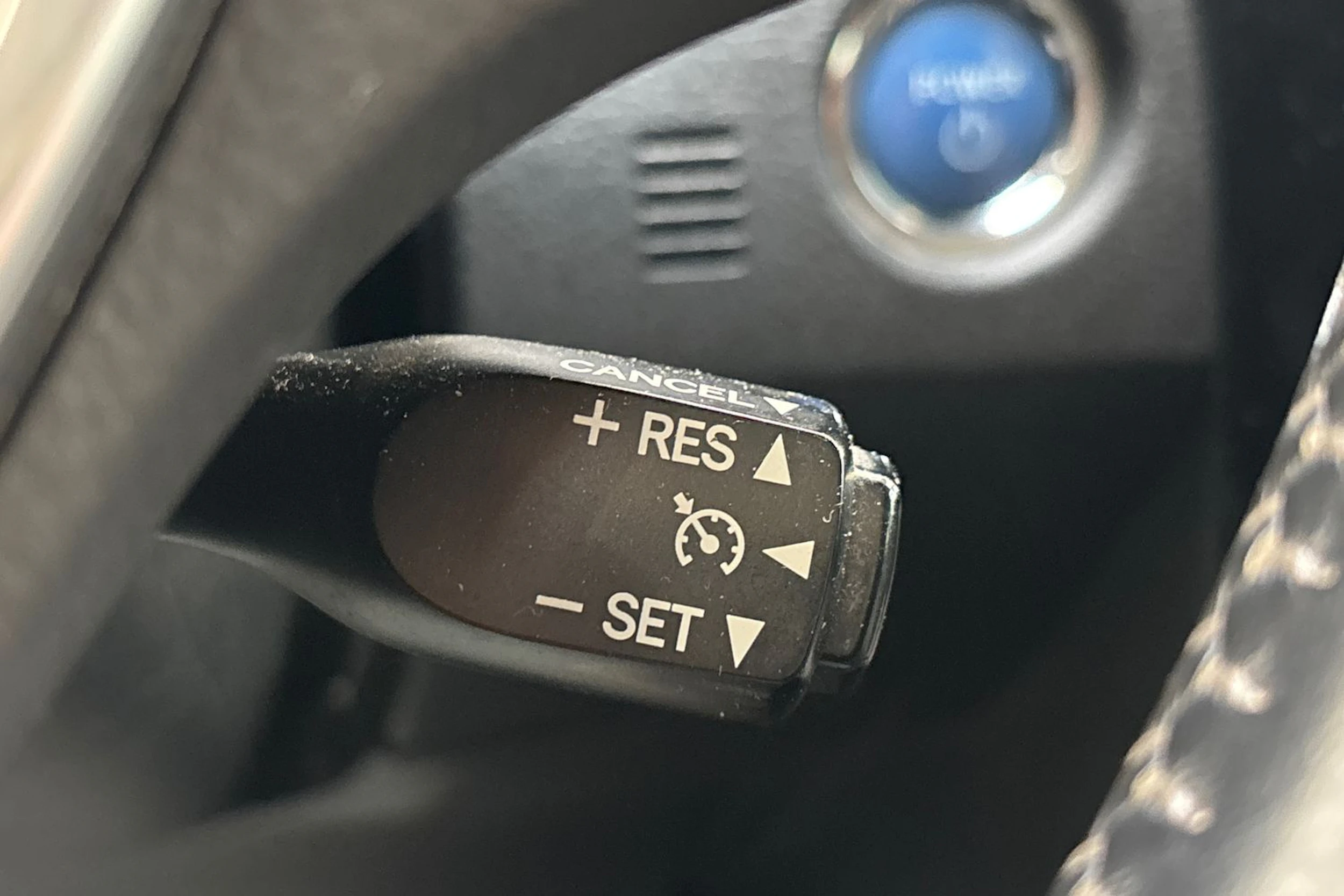 valkoinen Toyota Auris 2018 kuva 21.