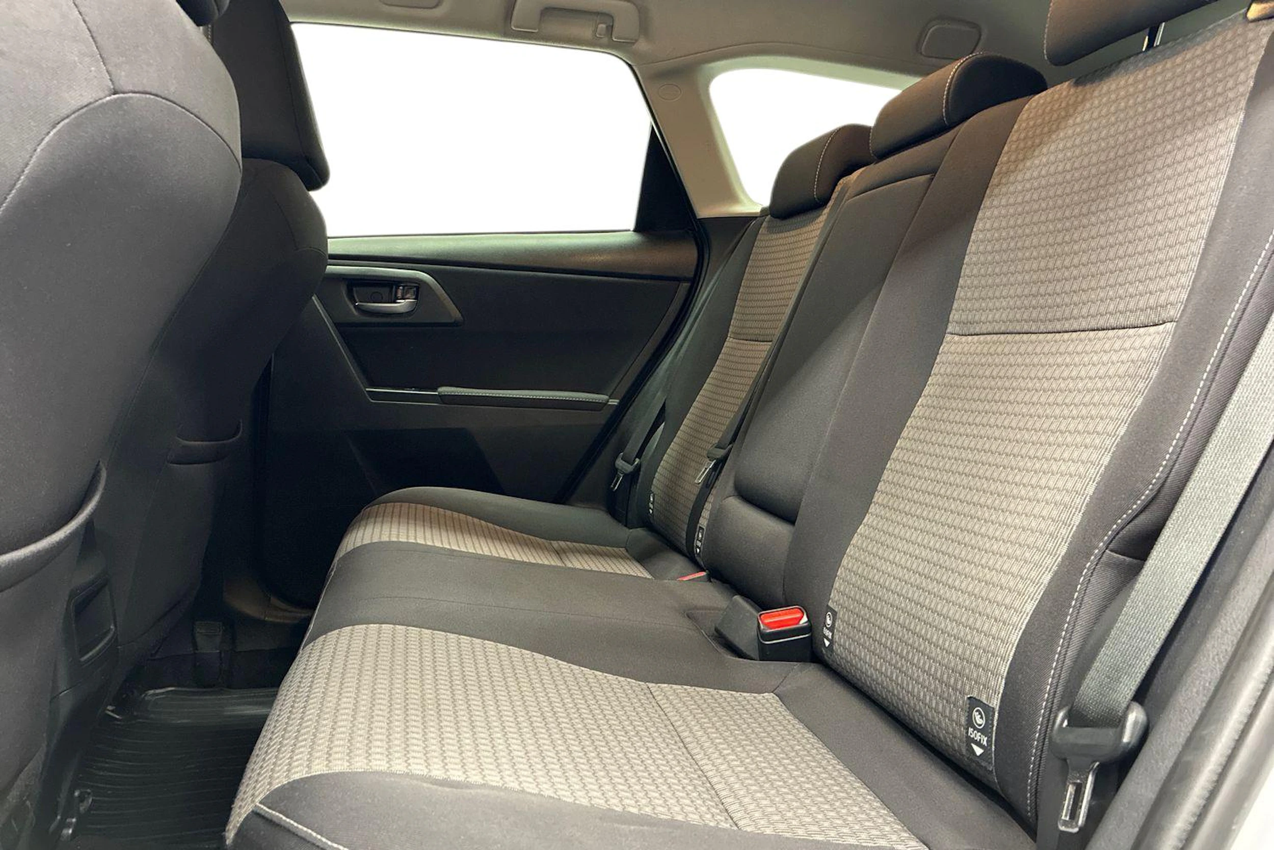 hopea Toyota Auris 2018 kuva 11.