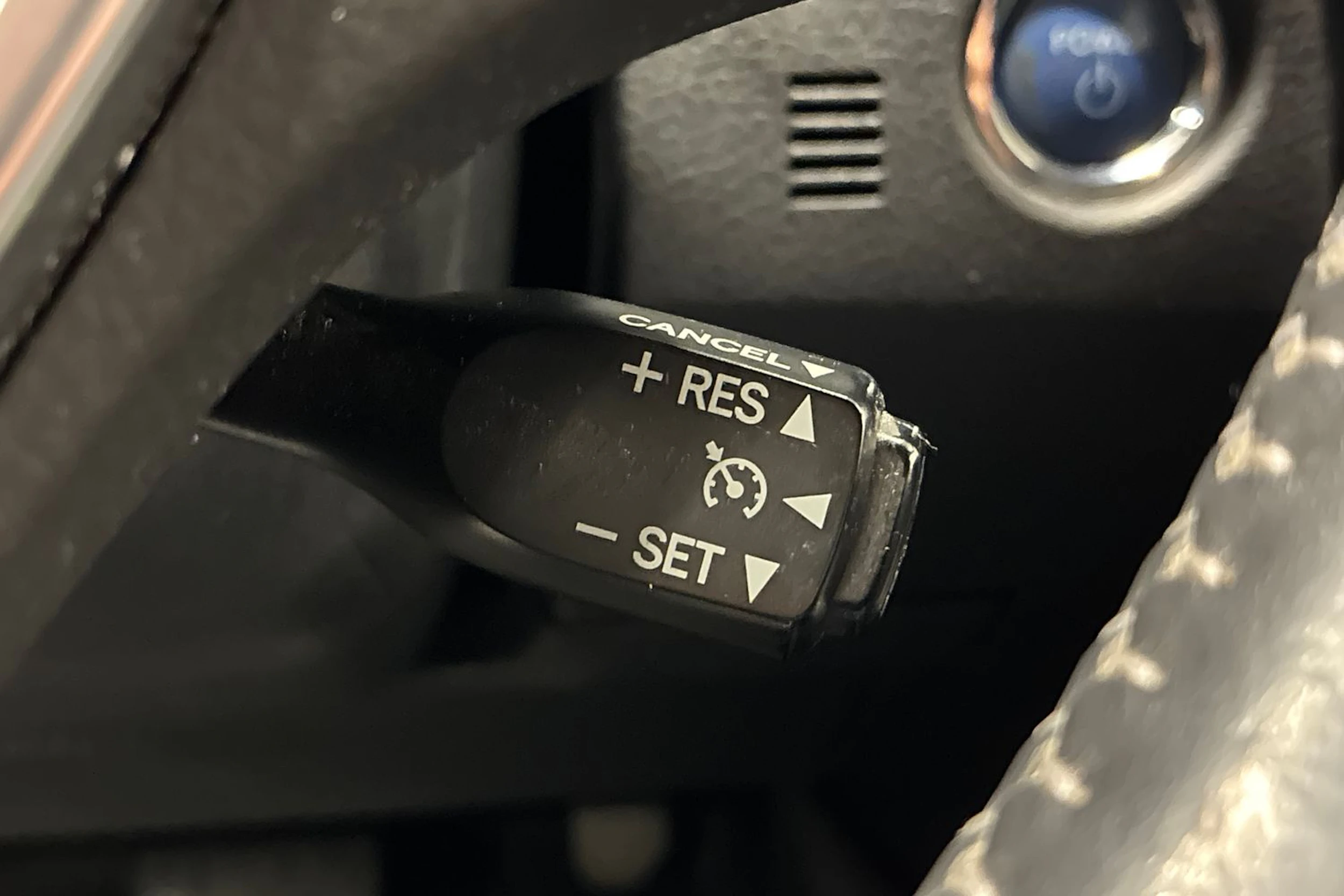 hopea Toyota Auris 2018 kuva 20.