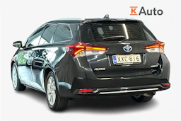 musta Toyota Auris 2019 kuva 2.