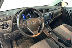 musta Toyota Auris 2019 kuva 3.