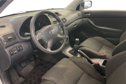 hopea Toyota Avensis 2003 kuva 7.